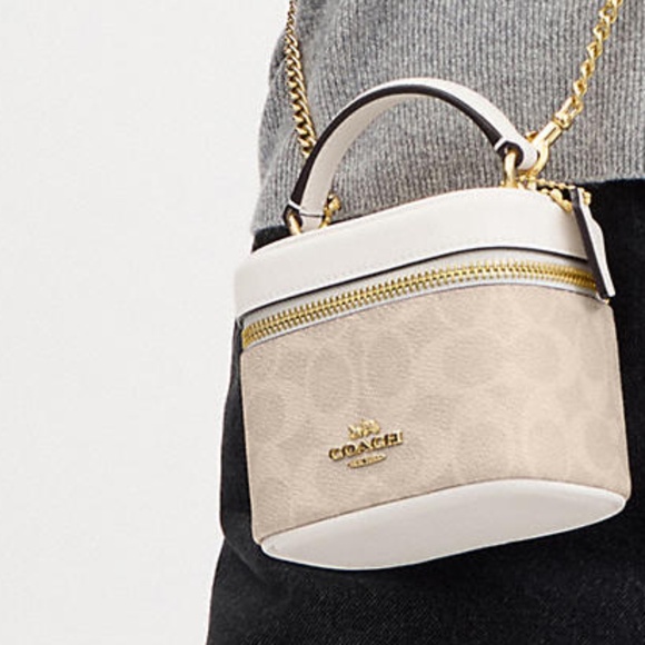 Ava Crossbody Bag In Signature Canvas